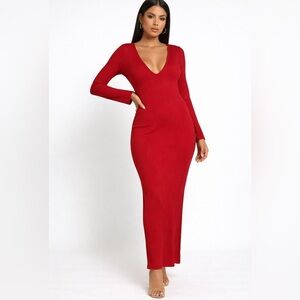 Red Ribbed Long Sleeve V-Neck Bodycon Maxi Dress – Size M